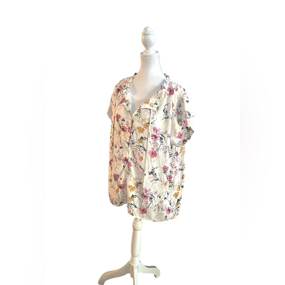 NWOT Buffalo David Bitton Women’s Floral Short Sleeve Blouse Large - Picture 6 of 6